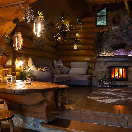 בקתה Forest House Exclusive Skhidnytsia